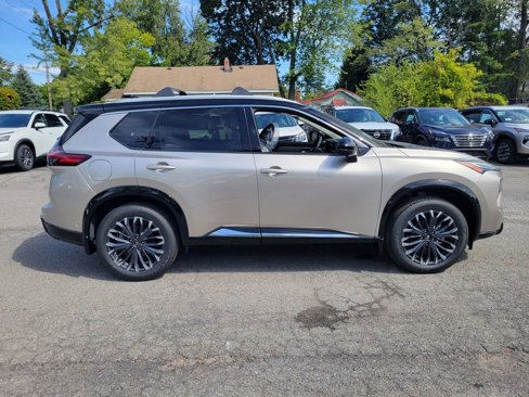 New 2026 Nissan Rogue Platinum image 2