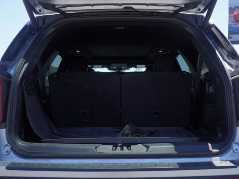 Used 2024 Ford Explorer ST-Line w/ Equipment Group 401A image 11