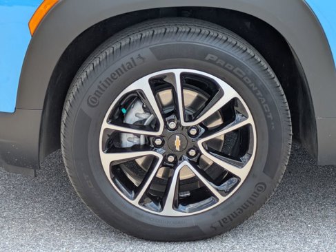 Used 2025 Chevrolet TrailBlazer LT image 11