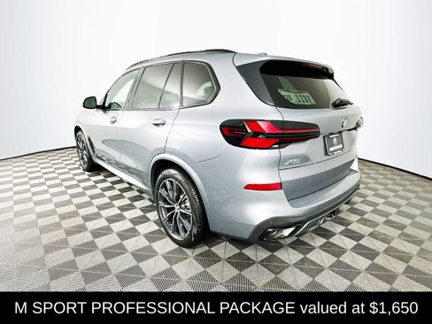 New 2026 BMW X5 xDrive40i w/ M Sport Package image 6