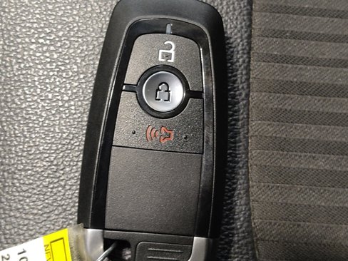 Used 2020 Ford EcoSport SES image 32