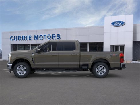 New 2026 Ford F250 XLT w/ XLT Premium Package image 3
