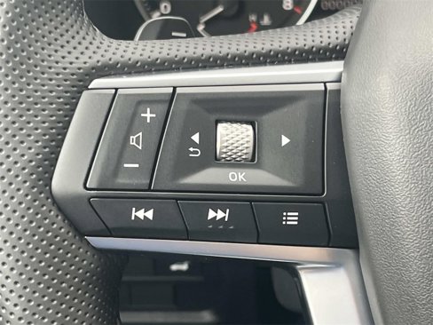 New 2025 Mitsubishi Outlander SE image 26