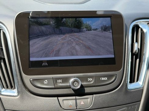 Used 2024 Chevrolet Malibu LT image 26