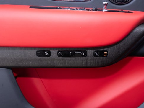 New 2025 Rolls-Royce Cullinan image 21