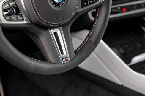 New 2026 BMW X6 M60i image 13