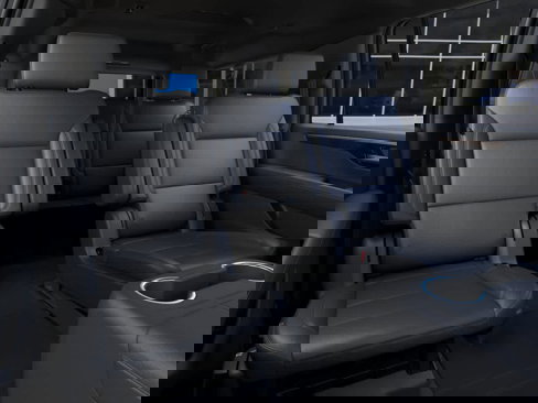 New 2026 Chevrolet Suburban Z71 image 17