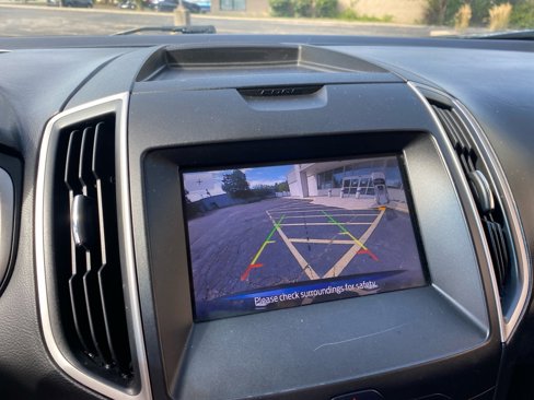 Used 2020 Ford Edge SEL image 13