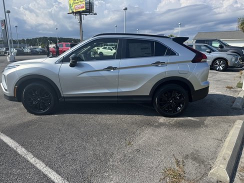New 2025 Mitsubishi Eclipse Cross Black Edition image 6