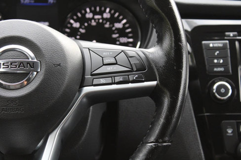 Used 2020 Nissan Rogue SV image 37