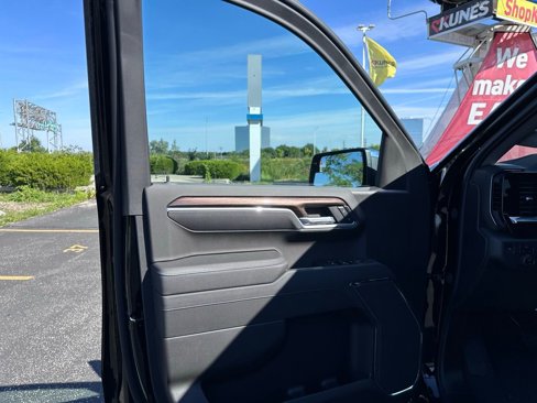 New 2026 Chevrolet Silverado 1500 LT image 24