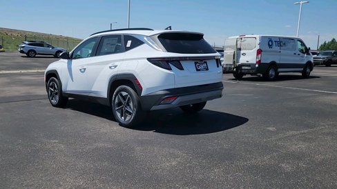 New 2025 Hyundai Tucson SEL image 3