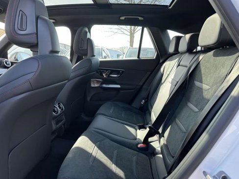 New 2025 Mercedes-Benz GLC 43 AMG 4MATIC image 32