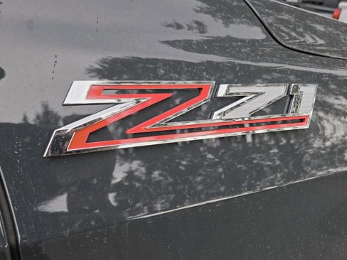 New 2026 Chevrolet Suburban Z71 image 18