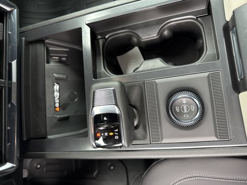 New 2026 GMC Hummer EV SUV image 16