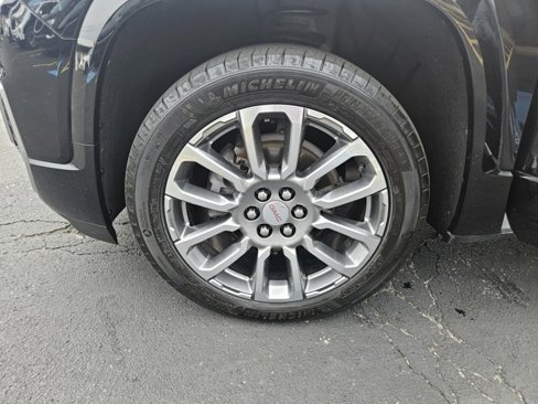 Certified 2023 GMC Acadia Denali w/ LPO, Floor Liner Package image 28