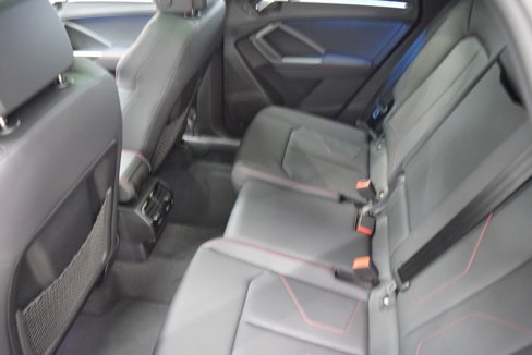 New 2025 Audi Q3 2.0T Premium Plus image 5