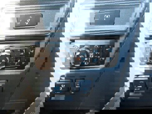 New 2025 Ford F150 Lariat image 33