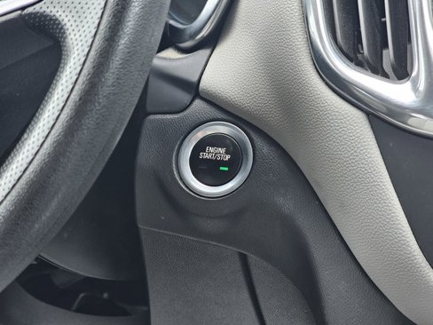 Used 2022 Chevrolet Equinox LT image 31
