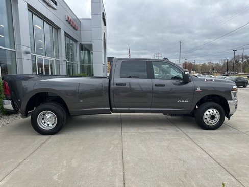 New 2025 RAM 3500 Big Horn image 5