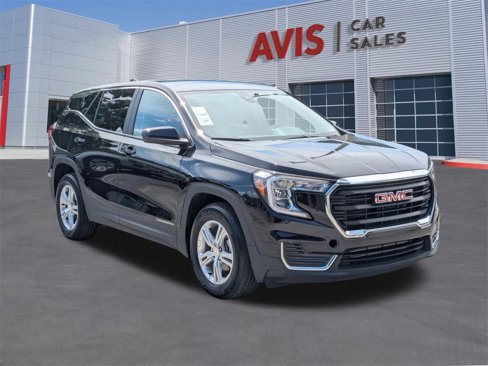Used 2024 GMC Terrain SLE image 3