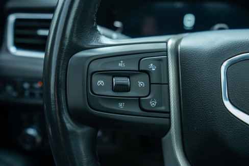 Used 2023 GMC Yukon XL Denali image 15