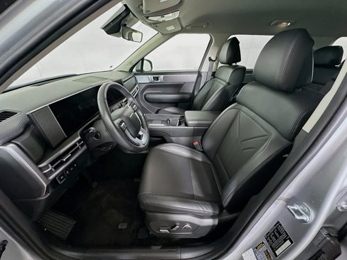 Used 2025 Hyundai Santa Fe SEL image 13
