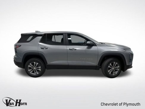 New 2026 Chevrolet Equinox LT w/ Convenience Package II image 2