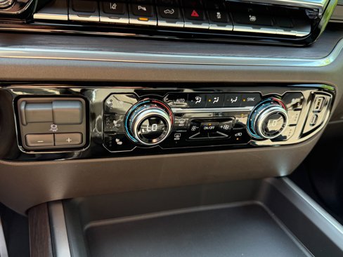 New 2025 GMC Sierra 2500 SLT w/ SLT Convenience Package image 34