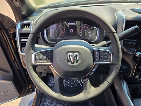 New 2025 RAM 2500 Laramie image 32