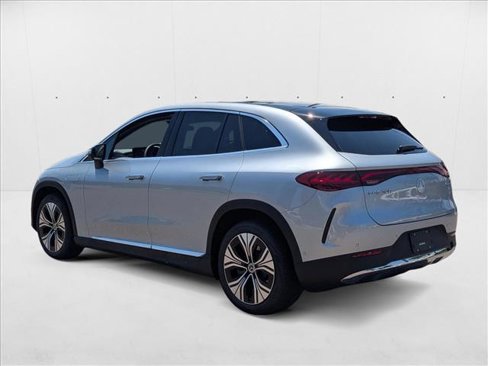 New 2026 Mercedes-Benz EQE 320 4MATIC SUV image 8