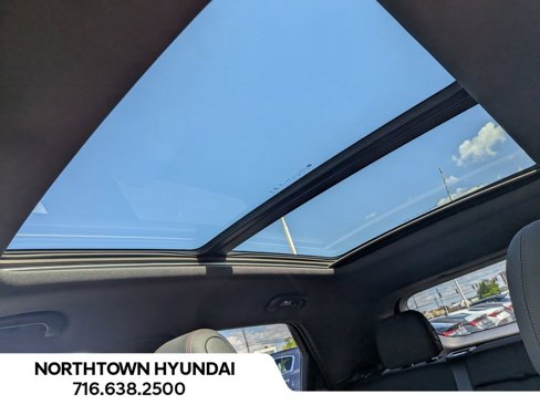 Used 2023 Chevrolet TrailBlazer RS w/ Sun and Liftgate Package image 5