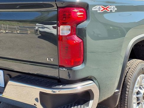 New 2026 Chevrolet Silverado 2500 LT w/ Leather Package image 23