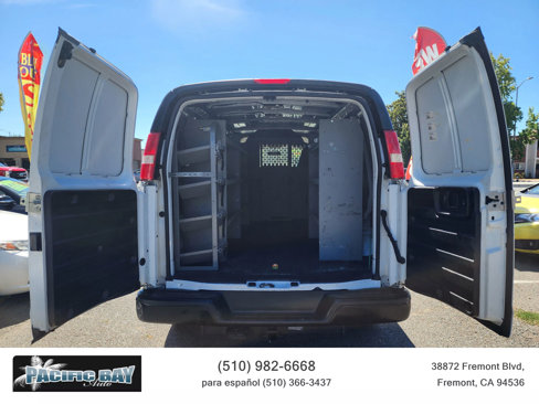 Used 2017 Chevrolet Express 2500 Extended image 17