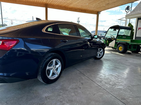 Used 2017 Chevrolet Malibu LS image 17