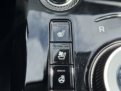 Certified 2024 Kia Niro Wave image 24