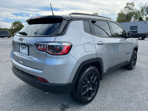 Used 2022 Jeep Compass Altitude w/ Sun and Sound Group image 4