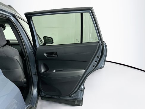 Used 2024 Toyota Corolla Cross LE image 29