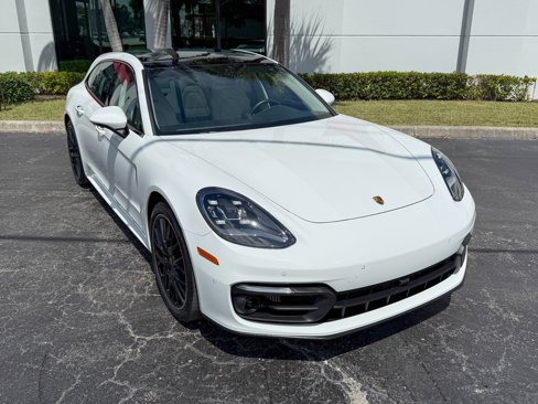 Used 2023 Porsche Panamera 4 w/ Premium Package image 14