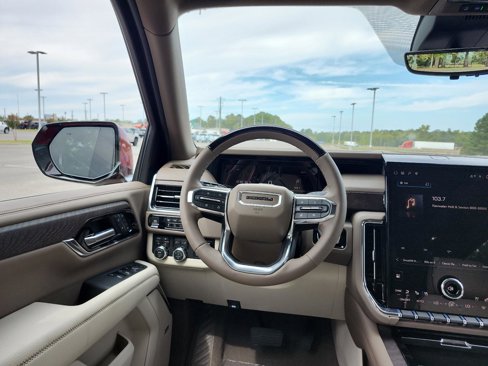 New 2026 GMC Yukon XL Denali image 12