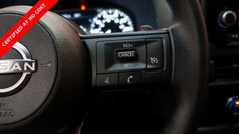 Used 2024 Nissan Pathfinder S image 23
