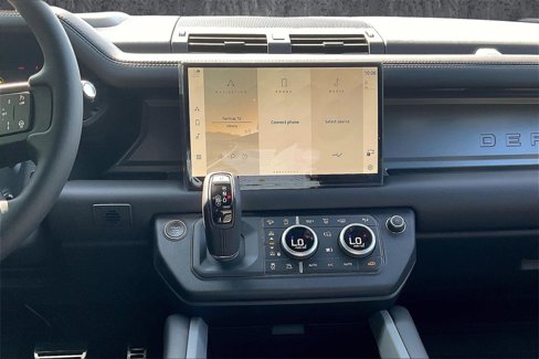 New 2025 Land Rover Defender 110 V8 image 6