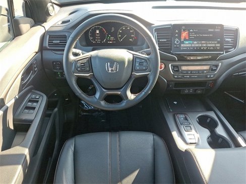Certified 2025 Honda Ridgeline TrailSport image 11