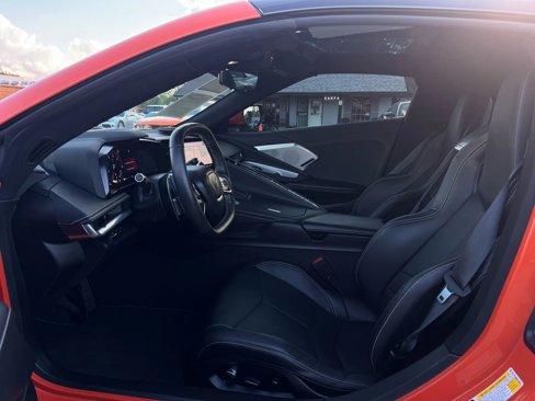 Used 2021 Chevrolet Corvette Stingray Preferred Cpe w/ 2LT image 22