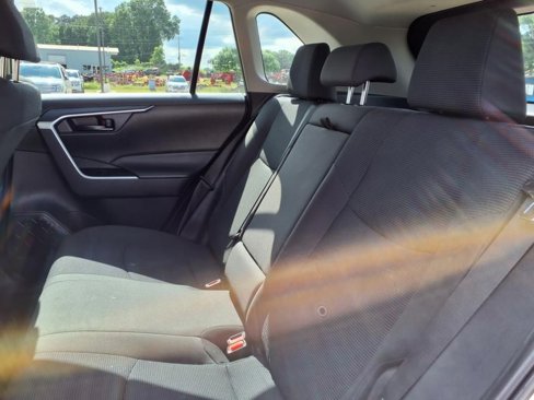 Used 2023 Toyota RAV4 LE image 20