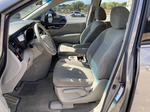 Used 2013 Nissan Quest S image 9