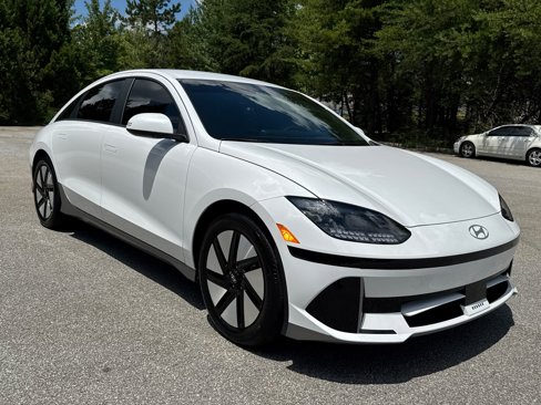 Used 2025 Hyundai Ioniq 6 SE image 3