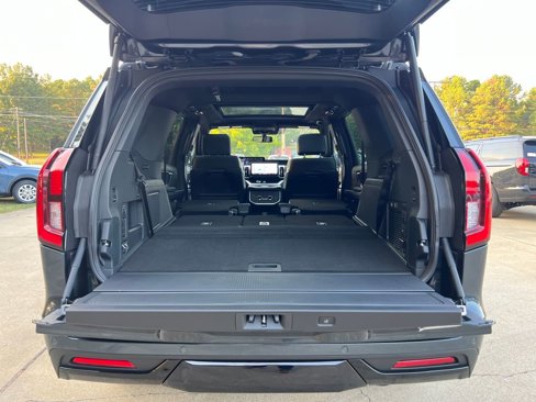 New 2025 Ford Expedition Platinum image 19