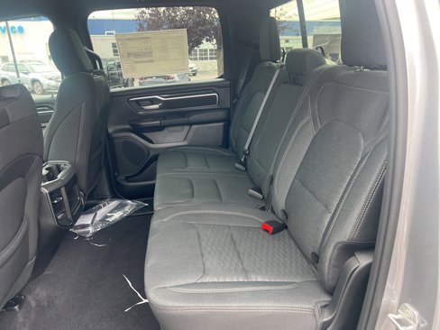 New 2026 RAM 1500 4x4 Crew Cab image 10
