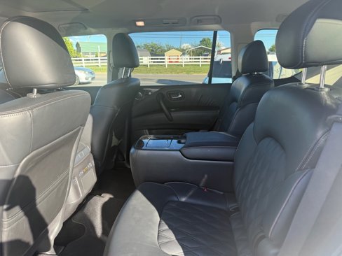 Used 2024 Nissan Armada Platinum w/ Captain's Chairs Package image 11
